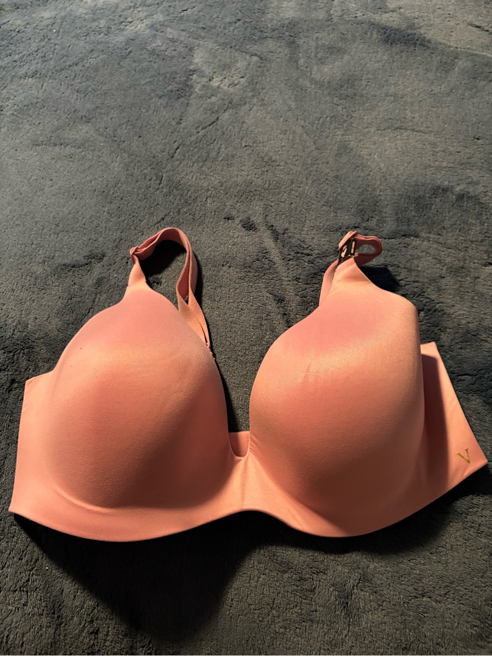 NWT Victorias Secret Seamless Coral Moulded T-Shirt Bra - Women Intimates